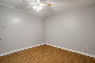 5201 Curzon Avenue #14, Fort Worth, TX 76107 - Photo 10