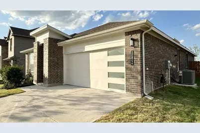 10844 Black Onyx Drive, Fort Worth, TX 76036 - Photo 4