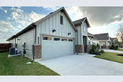 10845 Black Onyx Drive, Fort Worth, TX 76036 - Photo 2