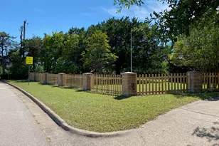 523 Softwood Dr, Duncanville, TX 75137 - Photo 16