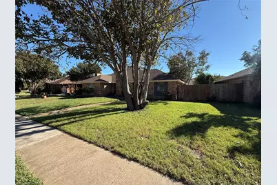 3515 Hilltop Lane, Plano, TX 75023 - Photo 2