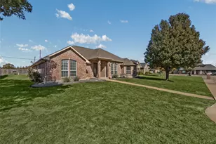 112 Santa Fe Trail, Waxahachie, TX 75165 - Photo 2