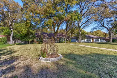 823 Brook Valley Lane, Dallas, TX 75232 - Photo 2