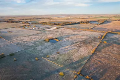 1928 County Road 218, Gainesville, TX 76240 - Photo 4