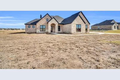 201 Marie Lane, Waxahachie, TX 75167 - Photo 2