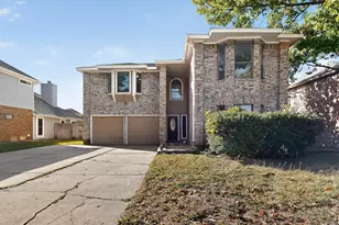 6328 Meadowglen Dr, Arlington, TX 76018 - Photo 2