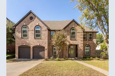 1041 Woodbriar Drive, Grapevine, TX 76051 - Photo 1