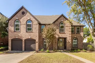 1041 Woodbriar Dr, Grapevine, TX 76051 - Photo 1