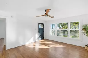 112 W Akard St, Weatherford, TX 76086 - Photo 30