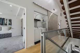 506 1st Ave, Dallas, TX 75226 - Photo 10