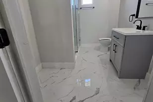 608 E Pecan St, Taylor, TX 76574 - Photo 24