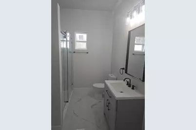 608 E Pecan Street, Taylor, TX 76574 - Photo 20