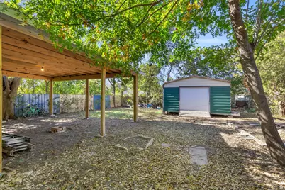 929 Hall Street, Lancaster, TX 75146 - Photo 22