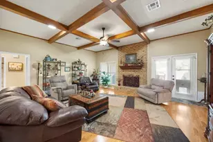 1300 Mesa Verde Dr, Waco, TX 76712 - Photo 8