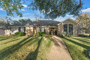 1300 Mesa Verde Dr, Waco, TX 76712 - Photo 2