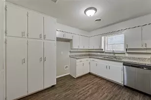 2321 Carten St, Fort Worth, TX 76112 - Photo 14