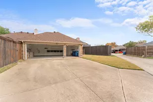 6306 Debbie Cir, Rowlett, TX 75089 - Photo 26