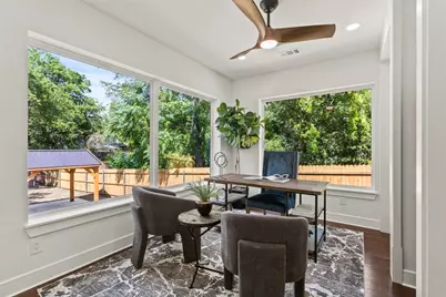 624 N Vernon Avenue, Dallas, TX 75208 - Photo 20