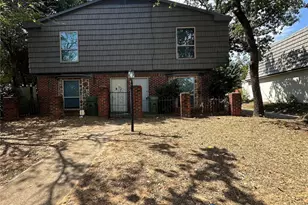 1904 W Sanford St, Arlington, TX 76012 - Photo 2