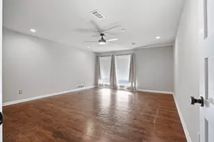 704 Timberview Ct N, Fort Worth, TX 76112 - Photo 28