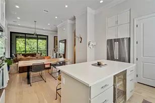 2157 Wenge Ln, Dallas, TX 75219 - Photo 4