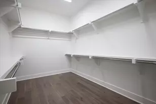 381 E Greenbriar, Dallas, TX 75203 - Photo 8