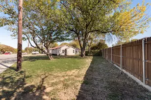 3700 Kimbo Rd, Fort Worth, TX 76111 - Photo 20