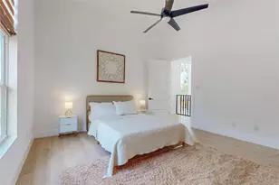 3946 N Cresthaven Rd, Dallas, TX 75209 - Photo 20