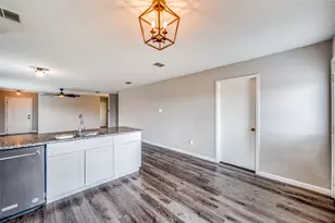 319 Quail Crossing Dr, Sanger, TX 76266 - Photo 8