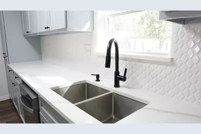 2009 Clark Trail, Grand Prairie, TX 75052 - Photo 14