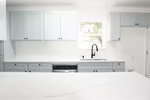 2009 Clark Trail, Grand Prairie, TX 75052 - Photo 10