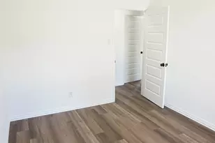 2009 Clark Trail, Grand Prairie, TX 75052 - Photo 24