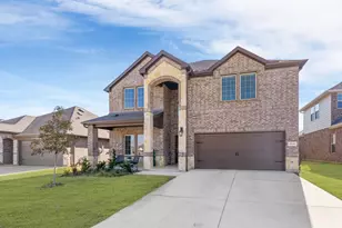 10124 High Banker Dr, Aubrey, TX 76227 - Photo 2