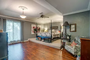 921 Overhill Dr, Bedford, TX 76022 - Photo 16