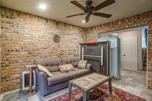 921 Overhill Dr, Bedford, TX 76022 - Photo 32