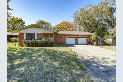 1104 Coffield Street, Bowie, TX 76230 - Photo 2