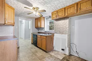 3216 Pewitt Dr, Waco, TX 76706 - Photo 8