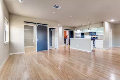 1111 S Akard Street #300, Dallas, TX 75215 - Photo 4