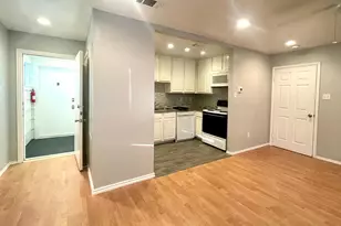 307 E Mitchell St, Arlington, TX 76010 - Photo 2