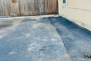 307 E Mitchell St, Arlington, TX 76010 - Photo 16