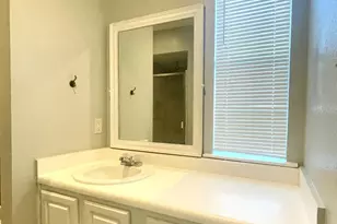 307 E Mitchell St, Arlington, TX 76010 - Photo 14