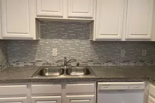 307 E Mitchell St, Arlington, TX 76010 - Photo 4