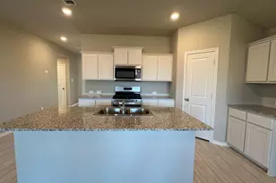 8456 Beltmill Pkwy, Fort Worth, TX 76131 - Photo 2