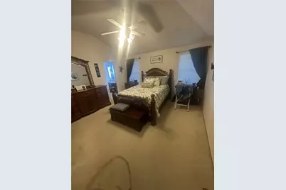 715 W Milton Drive, Arlington, TX 76001 - Photo 4