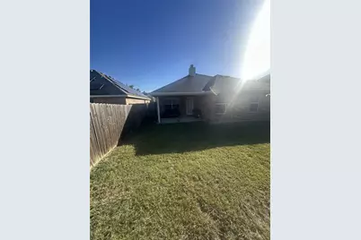 715 W Milton Drive, Arlington, TX 76001 - Photo 10