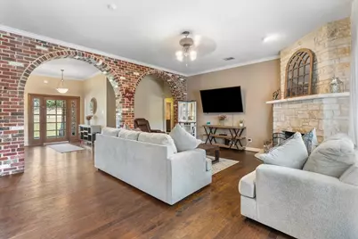 708 Canyon Creek Trail, Fort Worth, TX 76112 - Photo 8