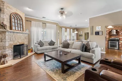 708 Canyon Creek Trail, Fort Worth, TX 76112 - Photo 10