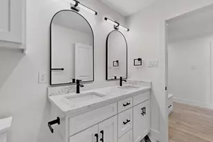 5912 Bertha Ln, Haltom City, TX 76117 - Photo 28