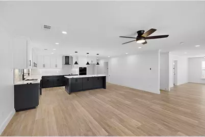 5912 Bertha Lane, Haltom City, TX 76117 - Photo 8