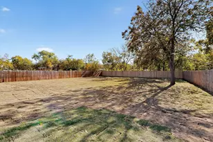 5912 Bertha Ln, Haltom City, TX 76117 - Photo 38